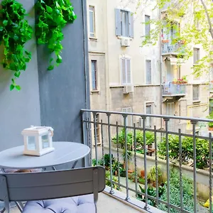  Apartamento Book Now! Corso Buenos Aires & Loreto M1 Italia